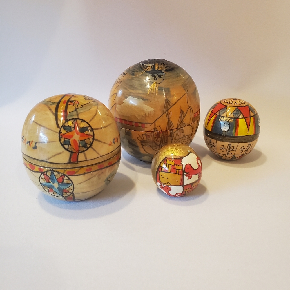 Authentic Models Holland Nesting Balls